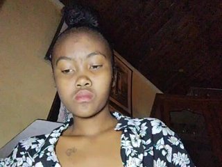 Stella11's Live Webcam
