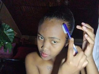 Stella11's Live Webcam