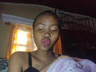 Stella11's Live Webcam