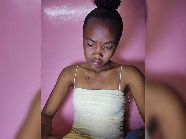 Stella11 live cam on BongaCams