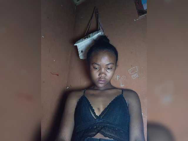 Stella11's BongaCams show and profile