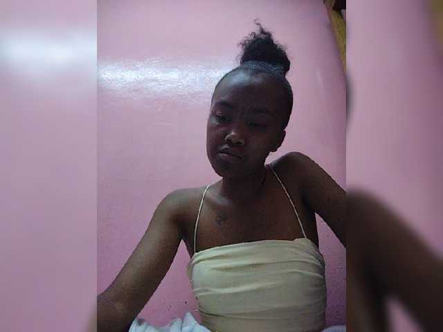 Stella11 live cam on BongaCams
