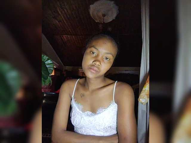 Stella11's BongaCams show and profile