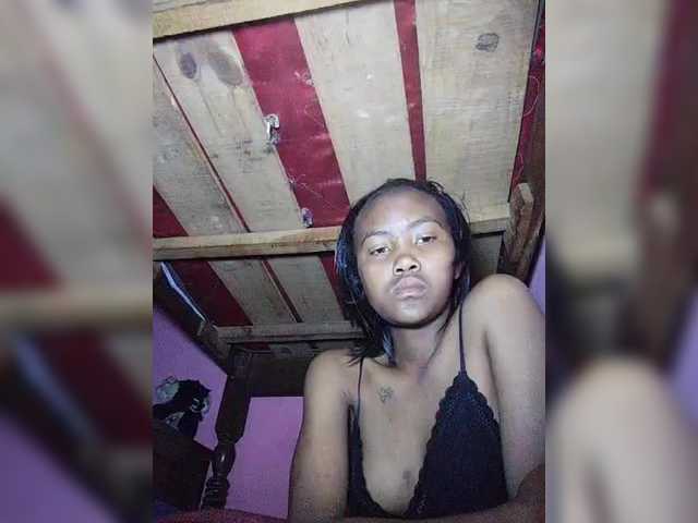 Stella11 live cam on BongaCams
