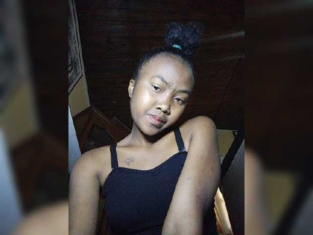 Stella11 live cam on BongaCams