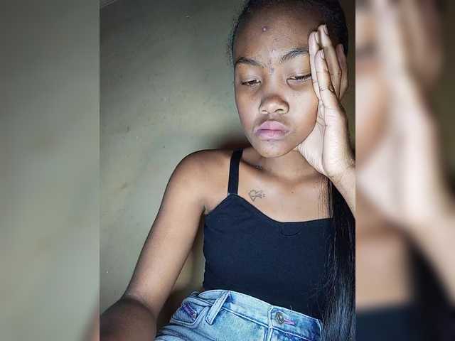 Stella11's BongaCams show and profile