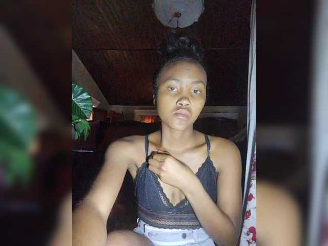 Stella11's BongaCams show and profile