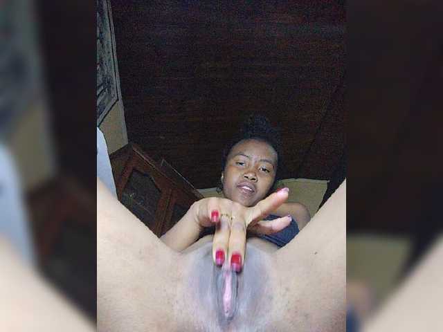 Stella11 live cam on BongaCams