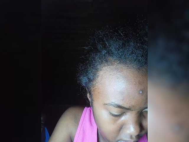 Stella11's BongaCams show and profile