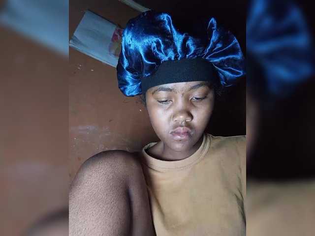 Stella11's BongaCams show and profile