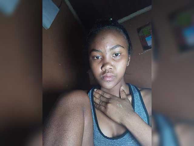 Stella11's BongaCams show and profile