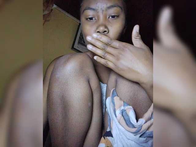 Stella11 live cam on BongaCams