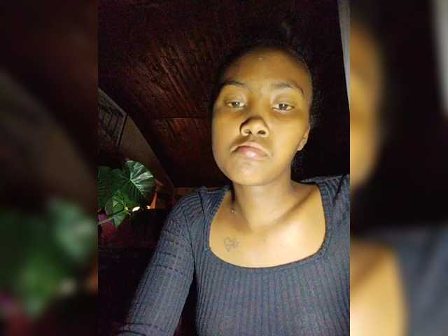 Stella11's BongaCams show and profile