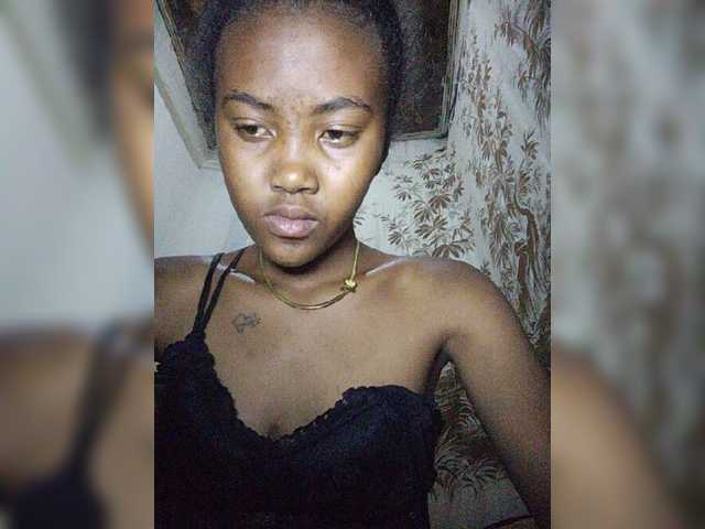 Stella11 live cam on BongaCams