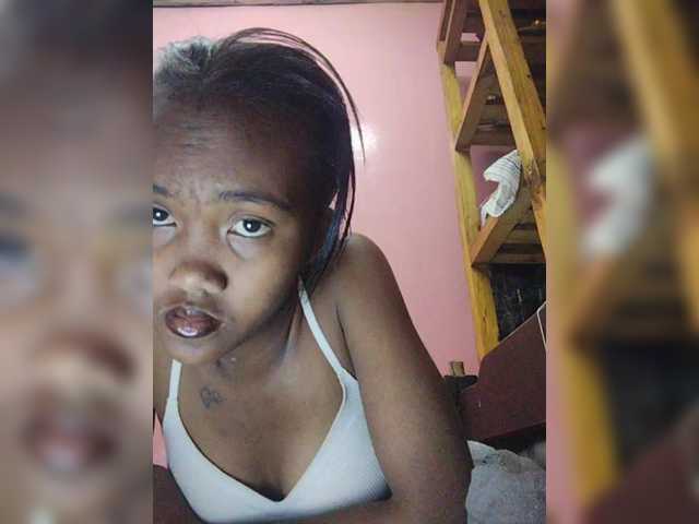 Stella11 live cam on BongaCams