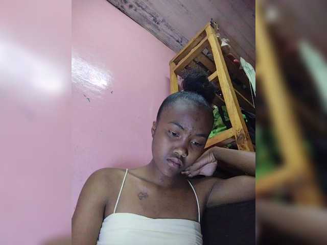 Stella11 live cam on BongaCams