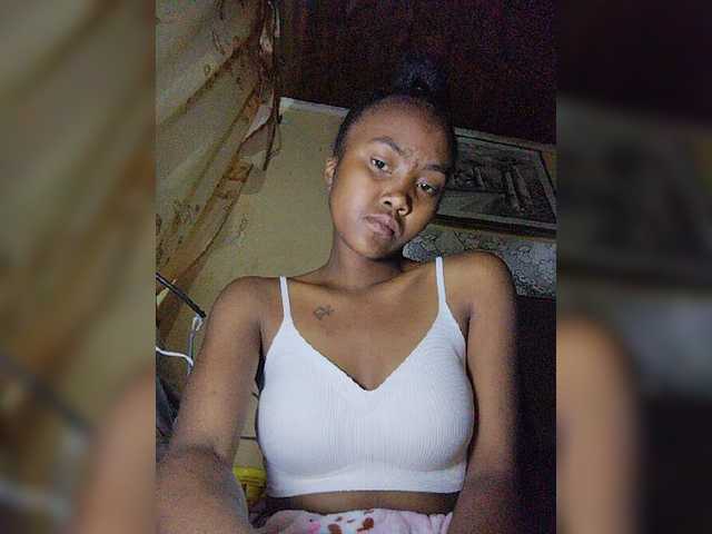 Stella11 live cam on BongaCams