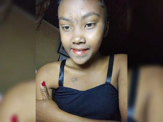 Stella11 live cam on BongaCams