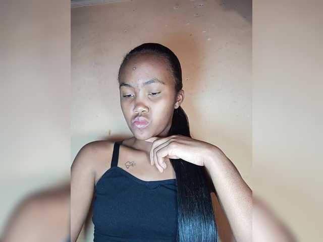 Stella11's BongaCams show and profile