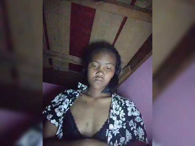 Stella11 live cam on BongaCams