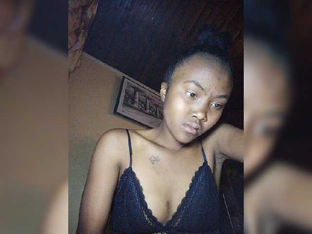 Stella11 live cam on BongaCams