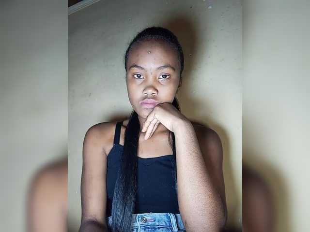 Stella11's BongaCams show and profile