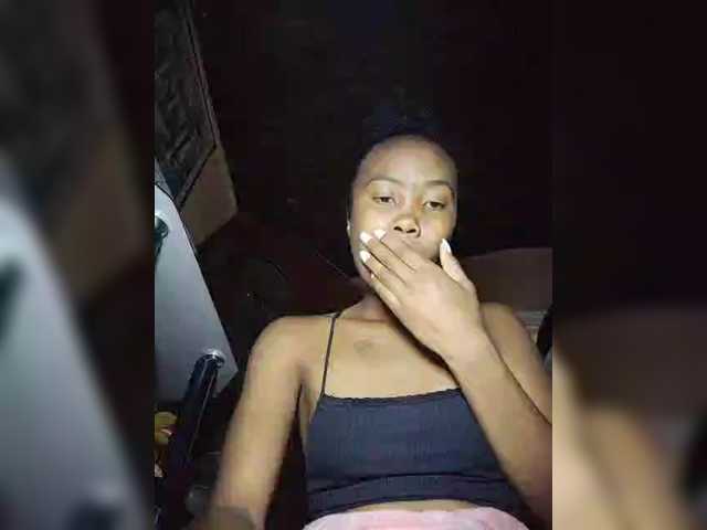 Stella11 live cam on BongaCams