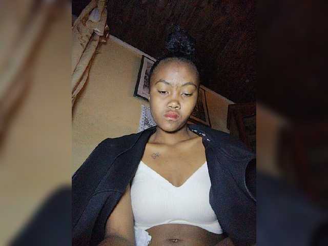 Stella11 live webcam show