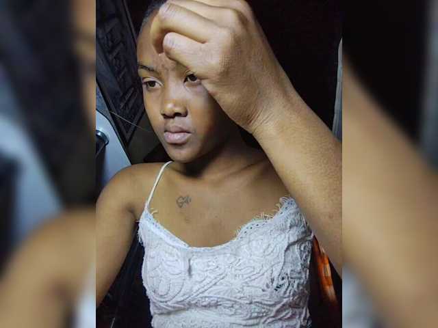 Stella11 live cam on BongaCams