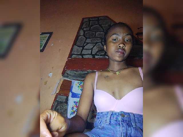 Stella11 live cam on BongaCams