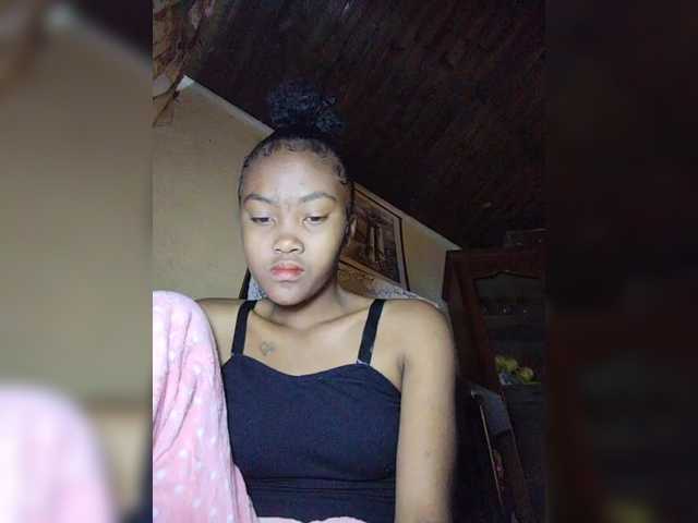 Stella11 live cam on BongaCams