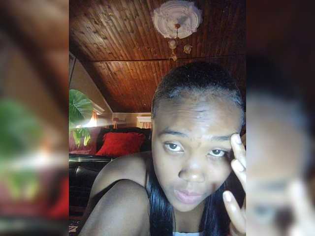 Stella11's BongaCams show and profile