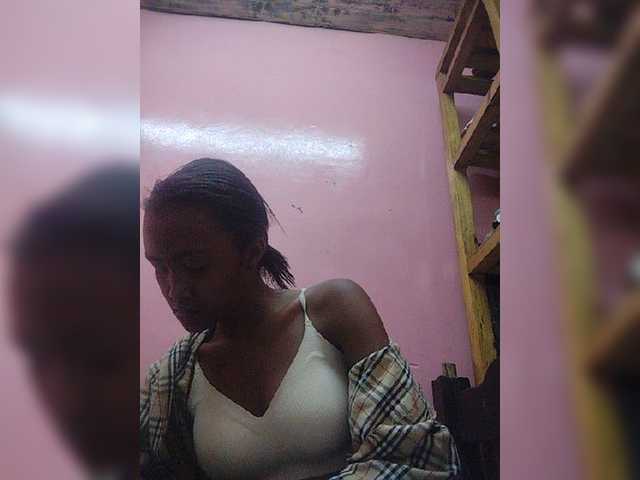 Stella11 live cam on BongaCams