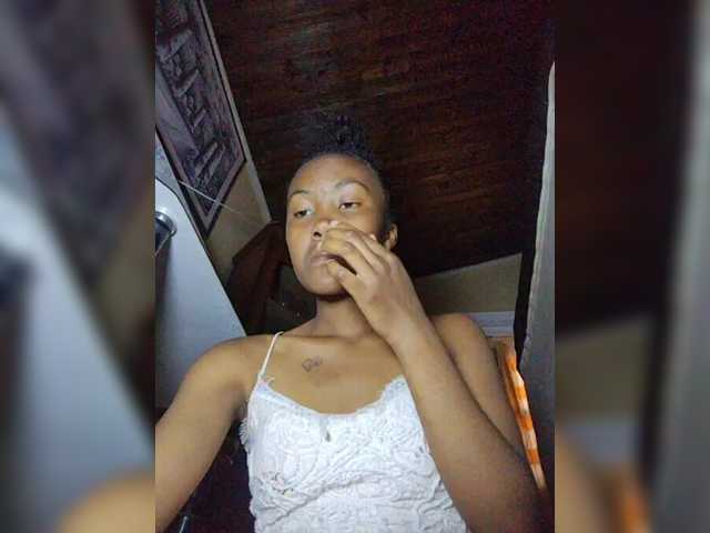 Stella11 live cam on BongaCams