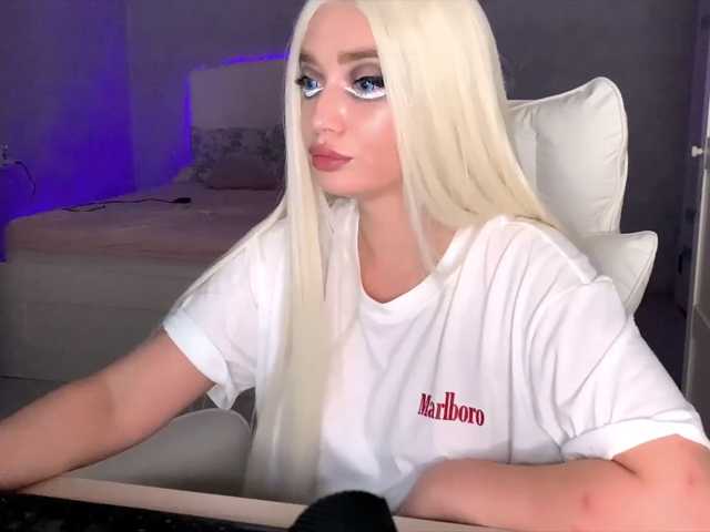 causeoferection, live now on BongaCams