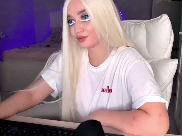 causeoferection, live now on BongaCams