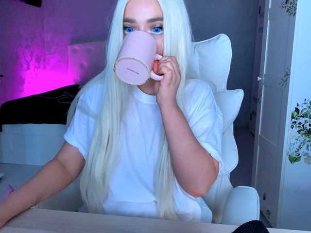 causeoferection live cam on BongaCams
