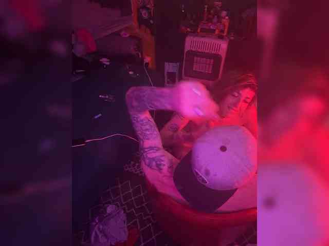 Deeztiities89 Sex Cam Show