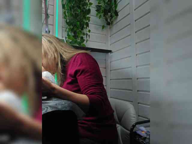 ---NATALI---a webcam
