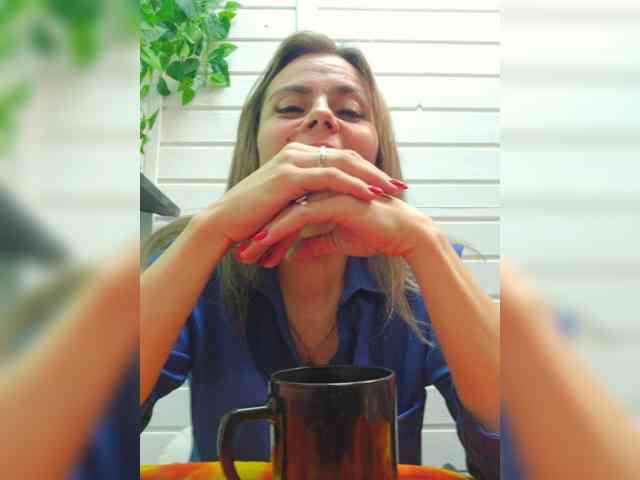 ---NATALI---a webcam