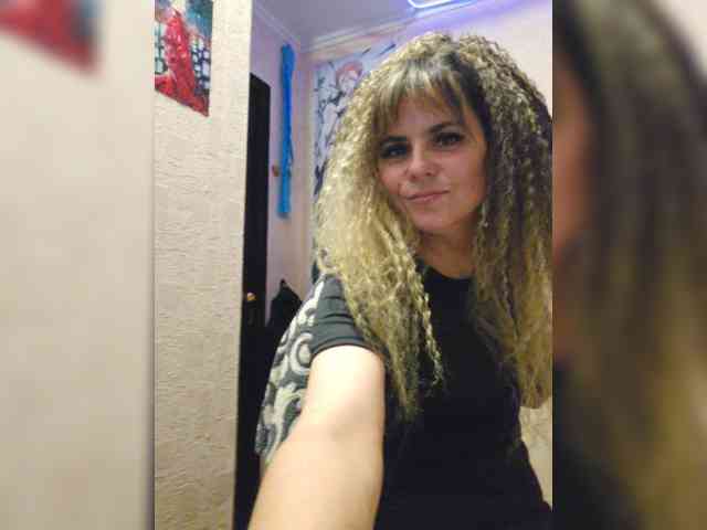 ---NATALI---a webcam