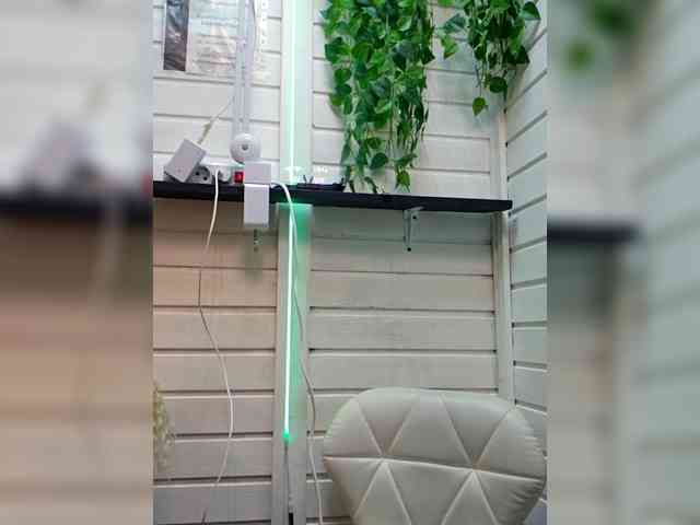 ---NATALI---a webcam