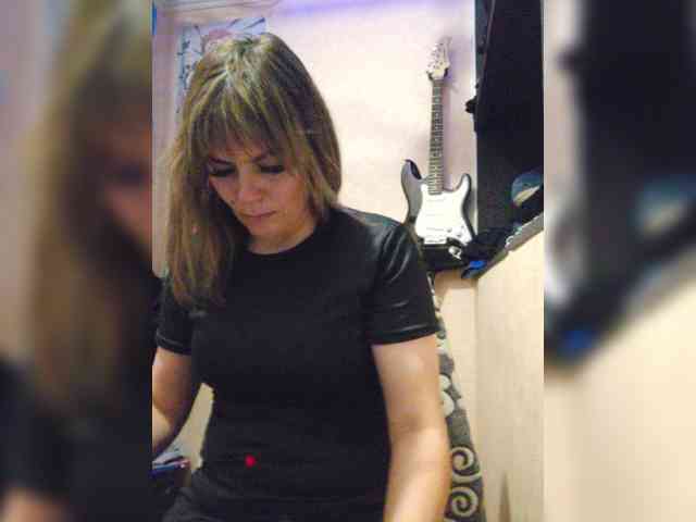 ---NATALI---a webcam