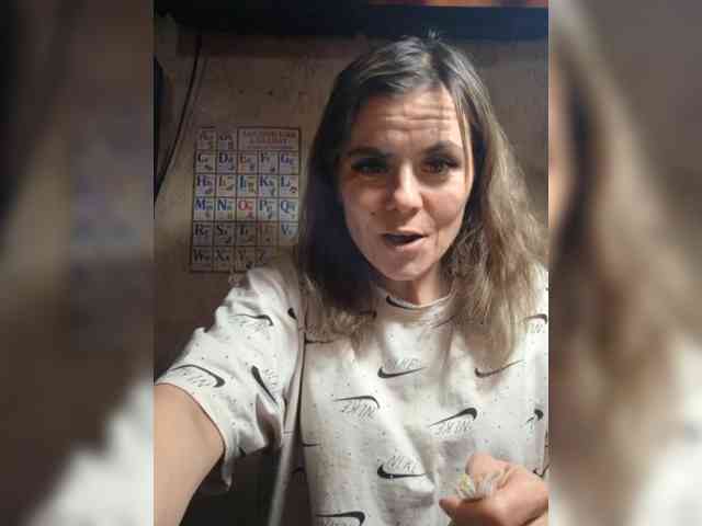 ---NATALI---a webcam