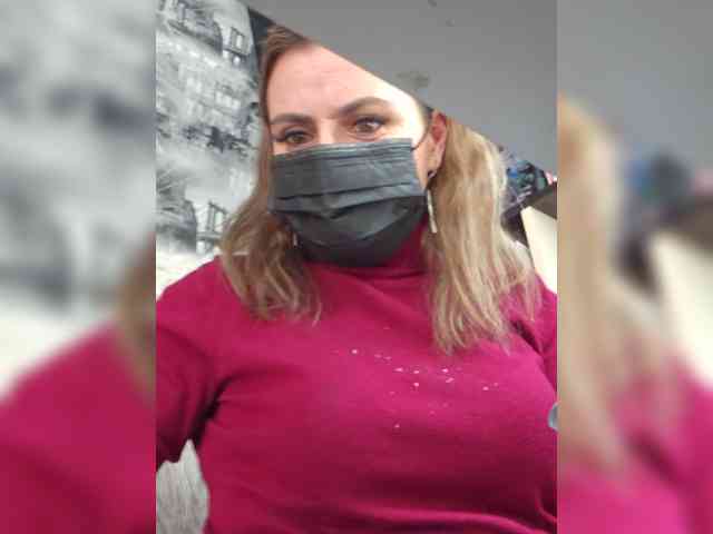 ---NATALI---a webcam