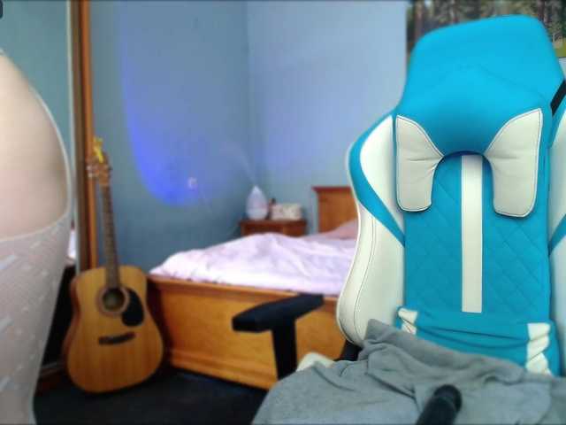 JustBlondie live webcam show