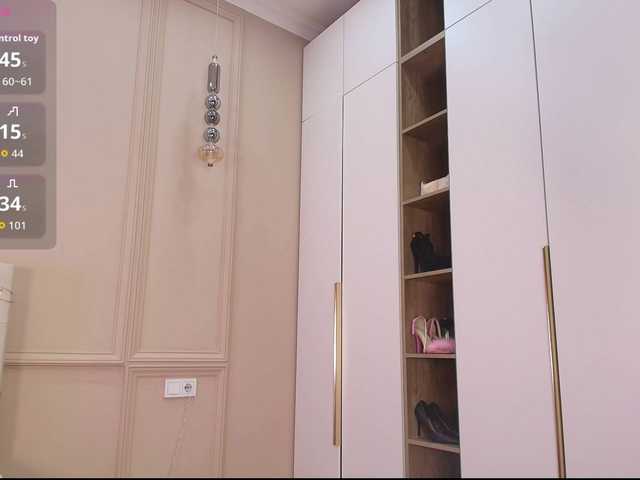 laumalove's BongaCams show and profile