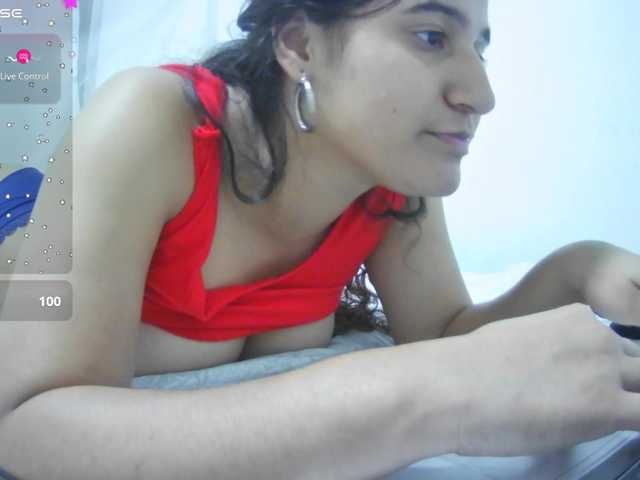 coffeewithmilk-1 live cam on BongaCams