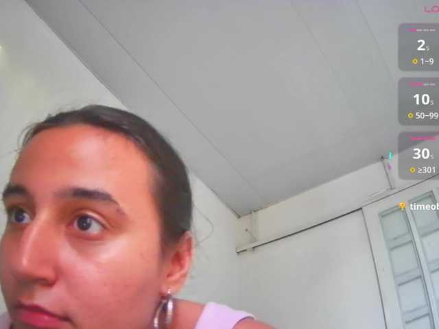 coffeewithmilk-1 live cam on BongaCams