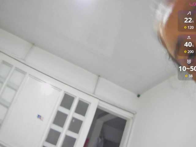 coffeewithmilk-1 live cam on BongaCams